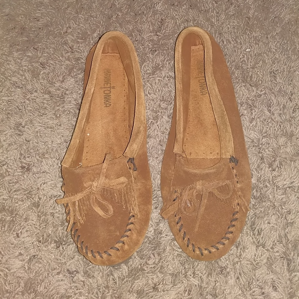 Kitty Minnetonka Moccasins